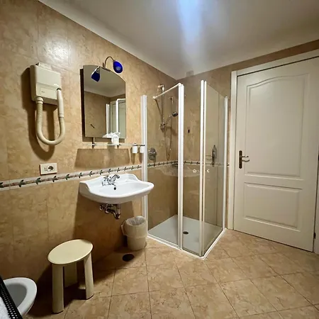 Hotel Riviera 3*