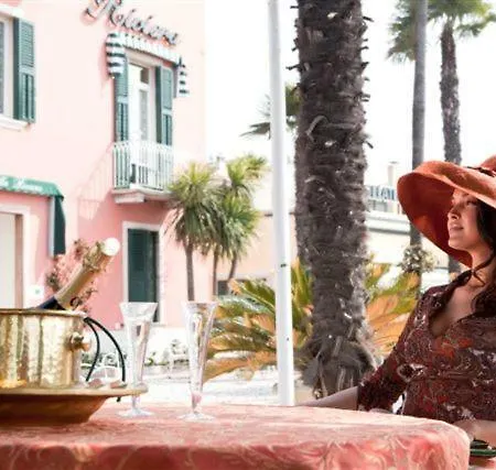 Riviera Hotel