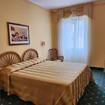 Riviera 3*