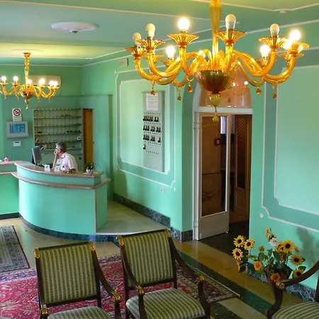 Riviera Hotel Bardolino