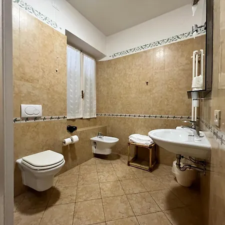 Hotel Riviera View 3*