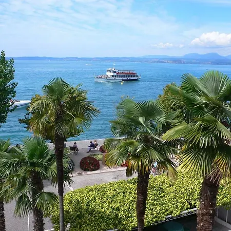 Riviera View Hotel 3*